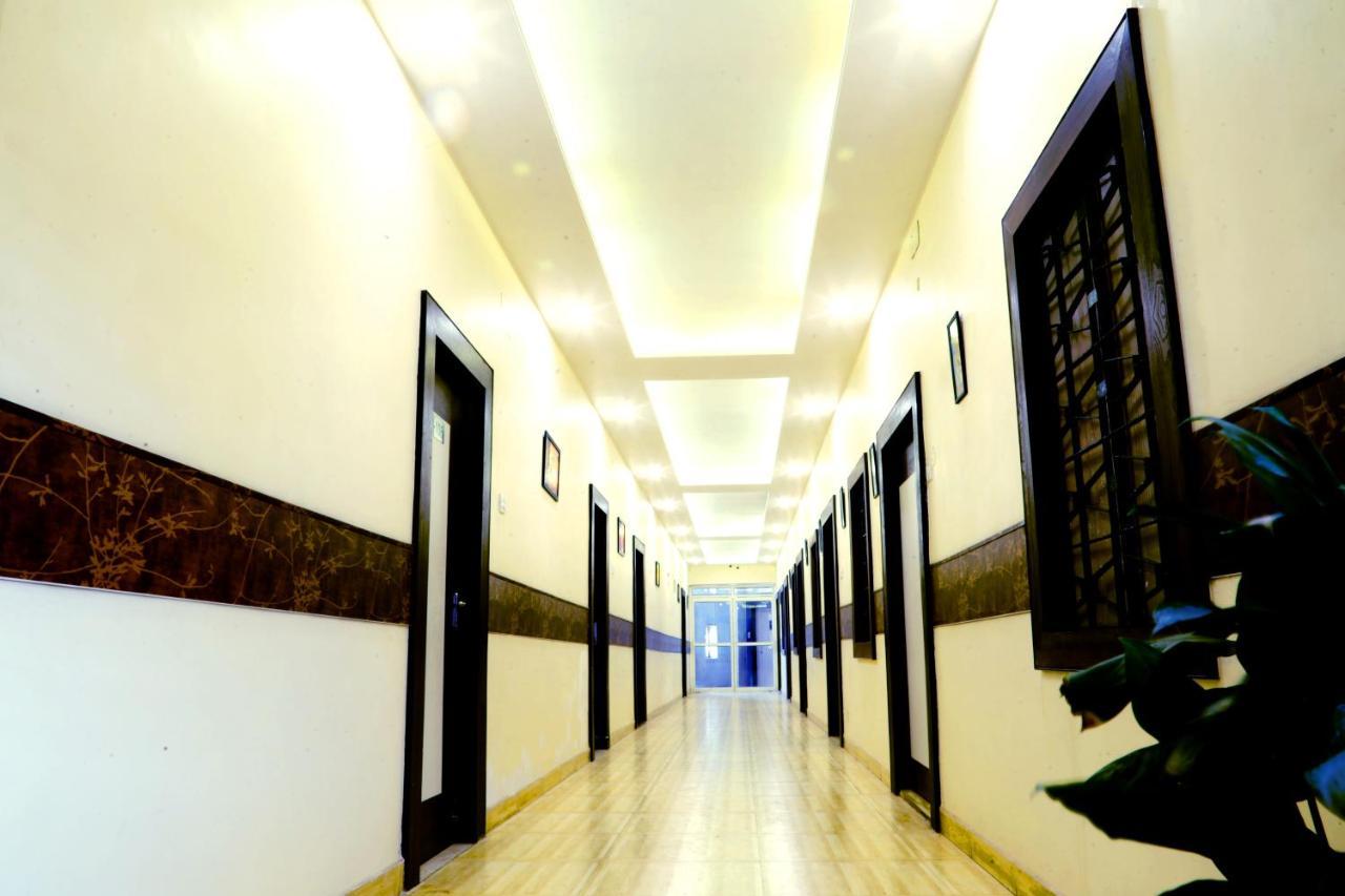 Hotel Prayag Allāhābād Junction Exterior foto