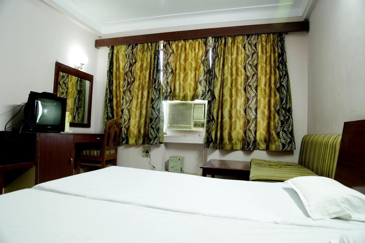 Hotel Prayag Allāhābād Junction Exterior foto