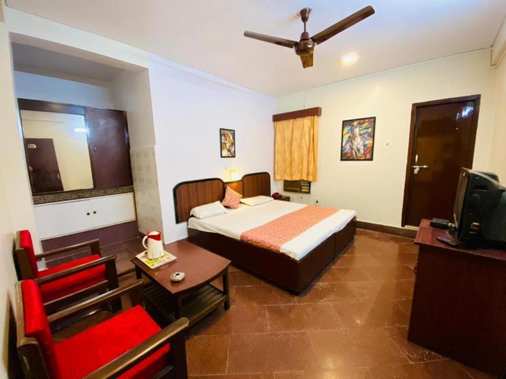 Hotel Prayag Allāhābād Junction Exterior foto