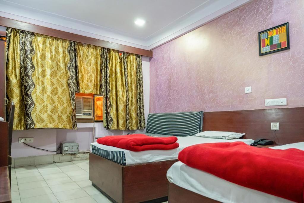 Hotel Prayag Allāhābād Junction Exterior foto