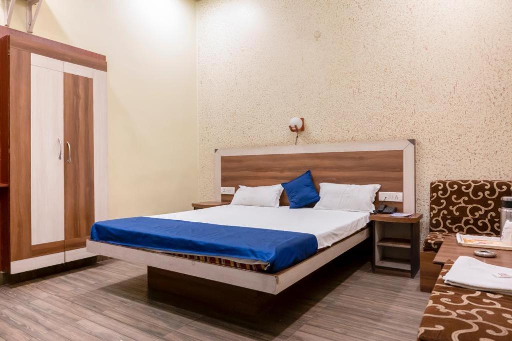 Hotel Prayag Allāhābād Junction Exterior foto